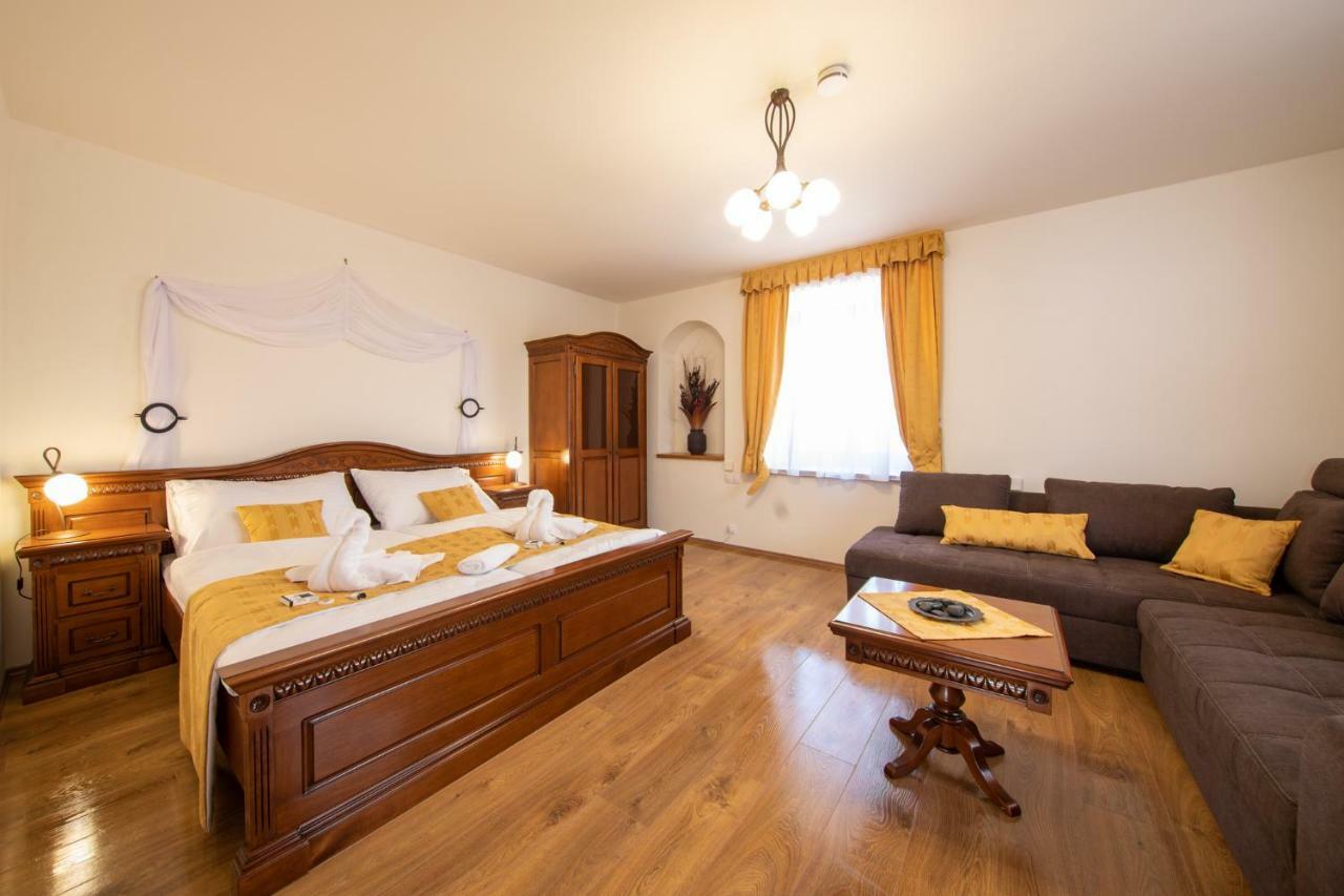 Residence Safari Resort - Chateau Borovany  Esterno foto