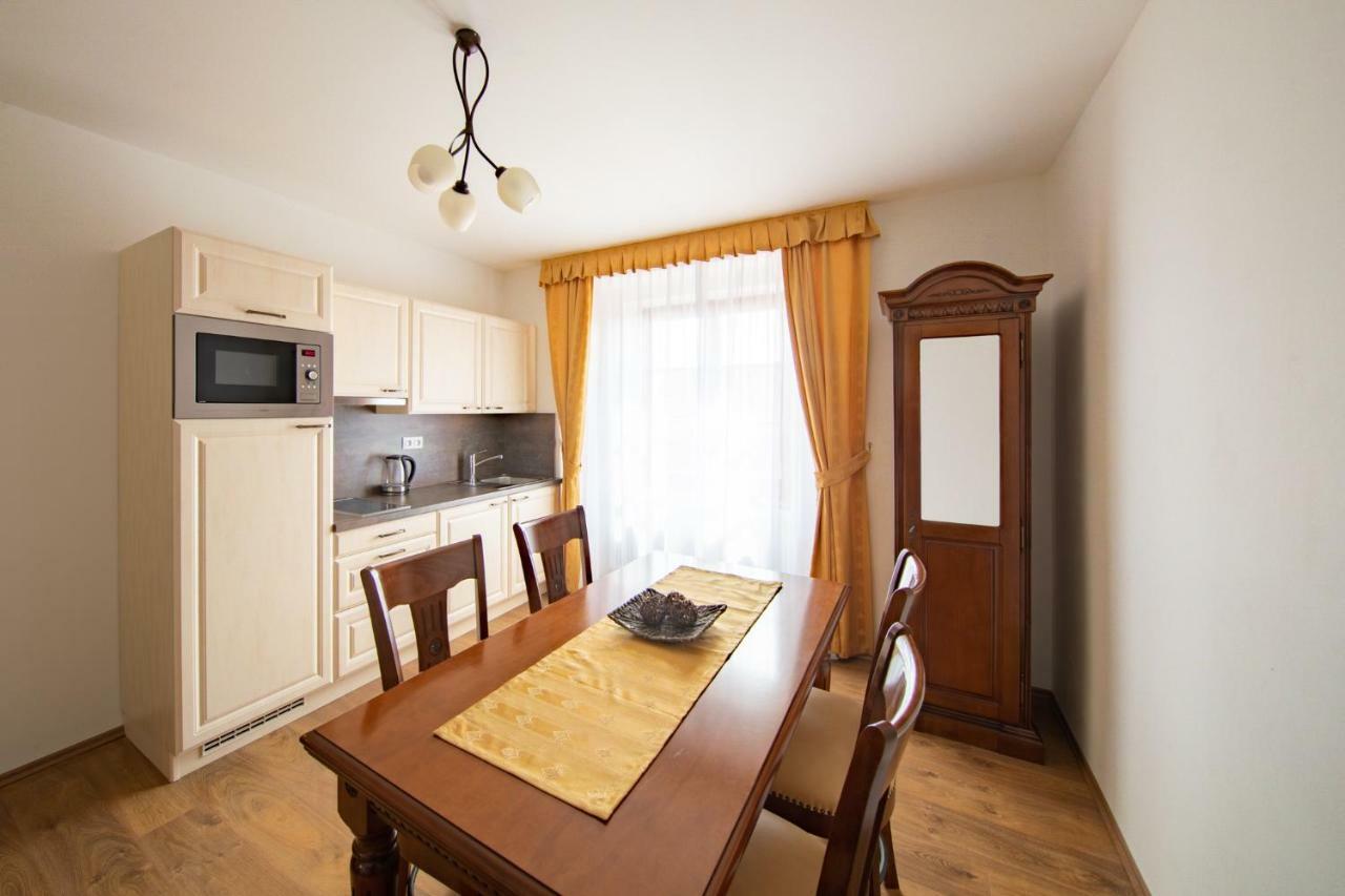 Residence Safari Resort - Chateau Borovany  Esterno foto