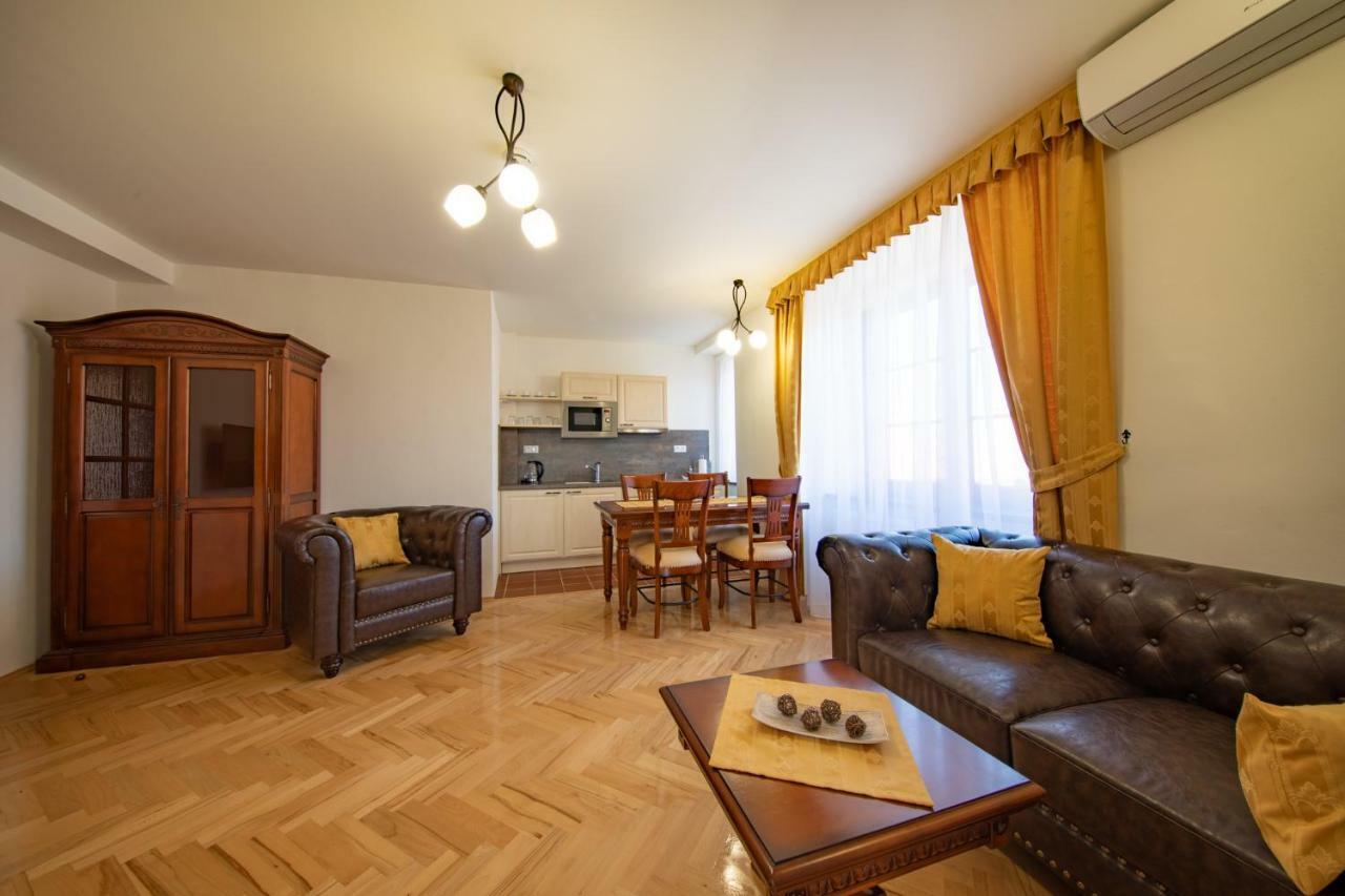 Residence Safari Resort - Chateau Borovany  Esterno foto